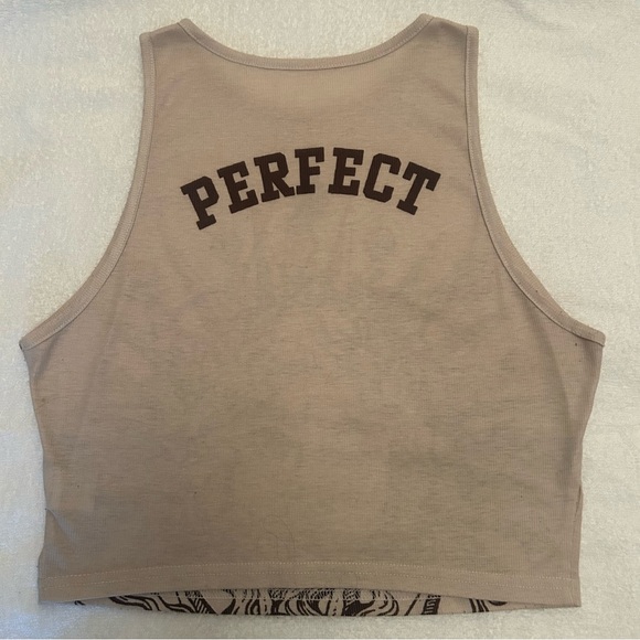 Cream & Brown Sleeveless Graphic Crop Tank - Picture 2 of 5